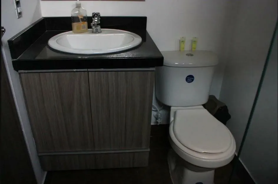 Hermoso Y Moderno Apartamento En Medellín 0*,  Colombia